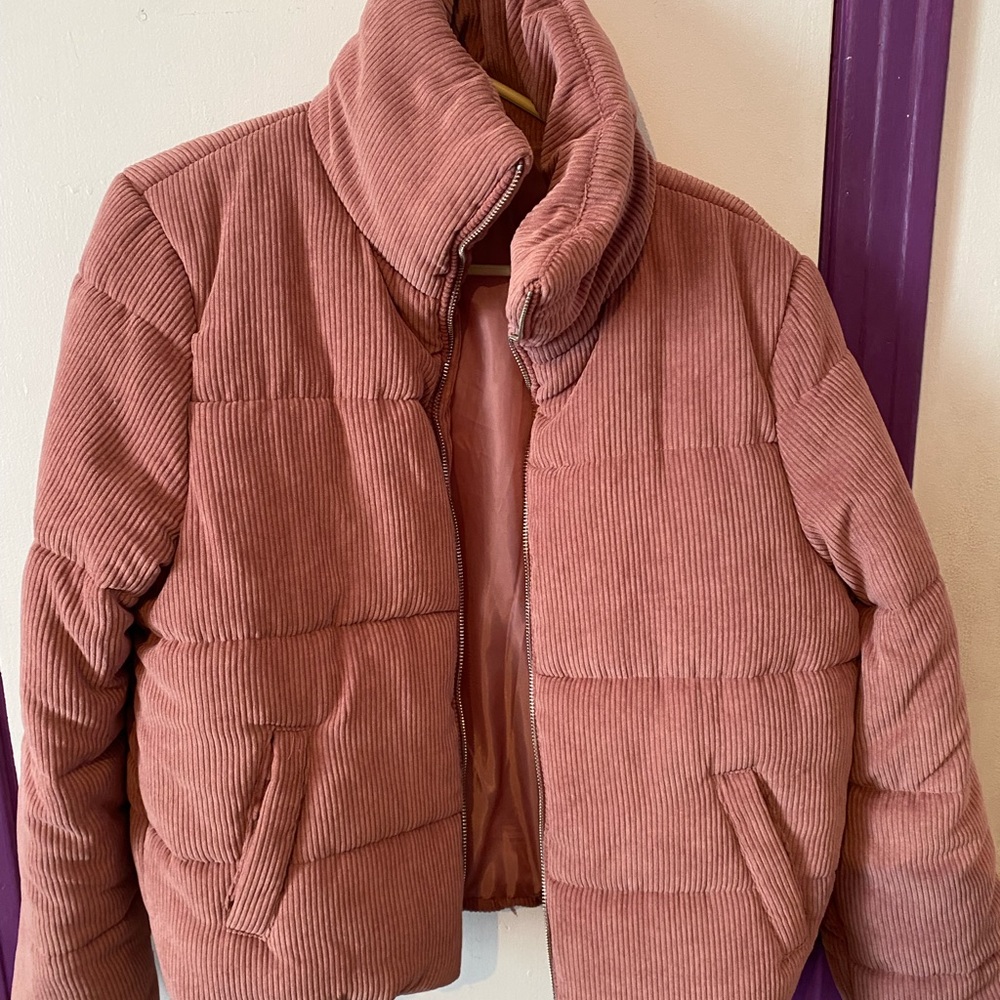 U2B pink coat